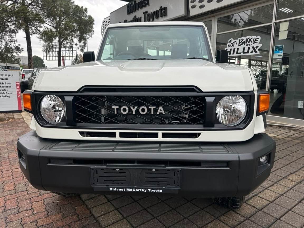 Photo 3 of 15
