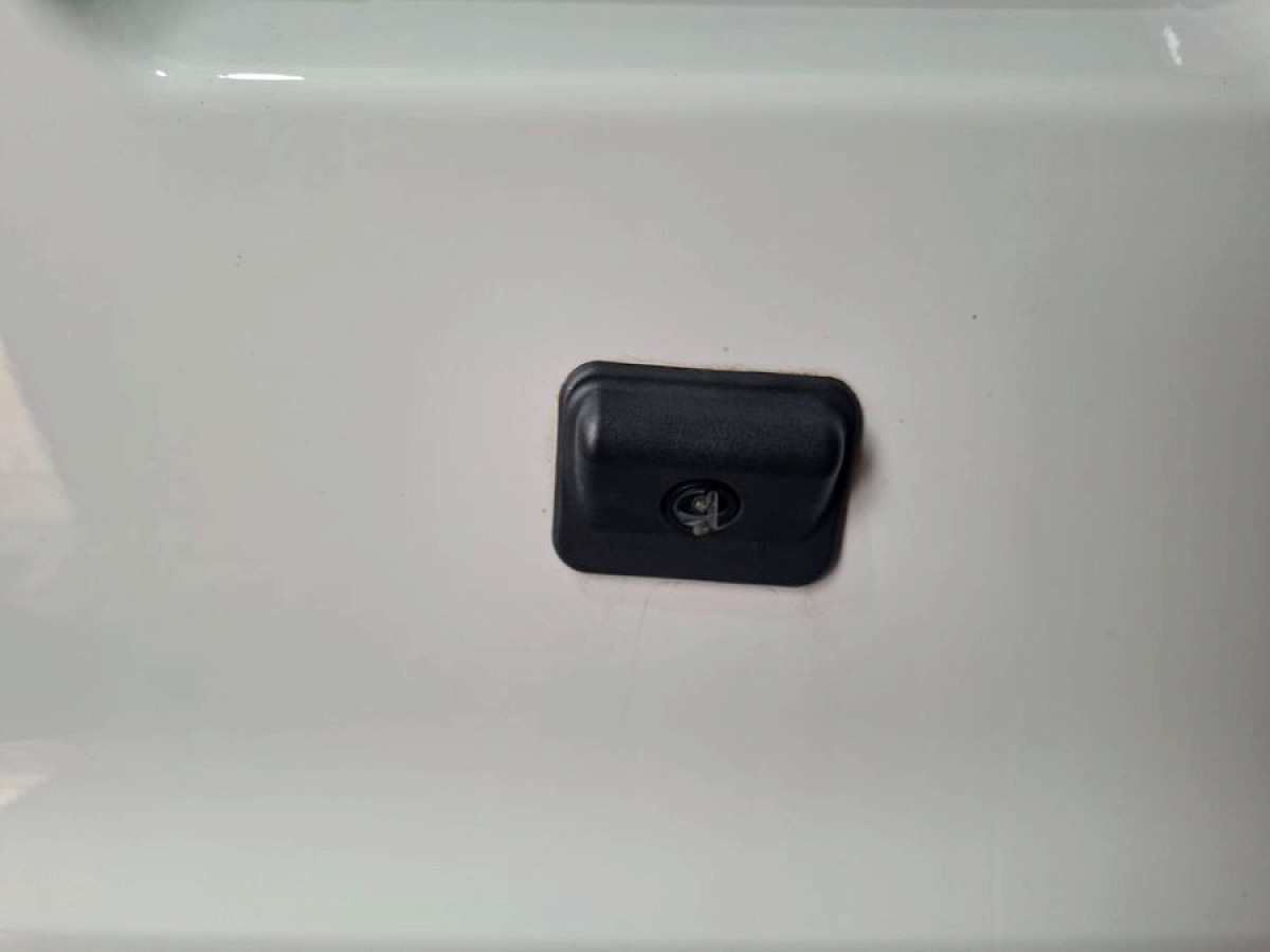 Photo 10 of 26