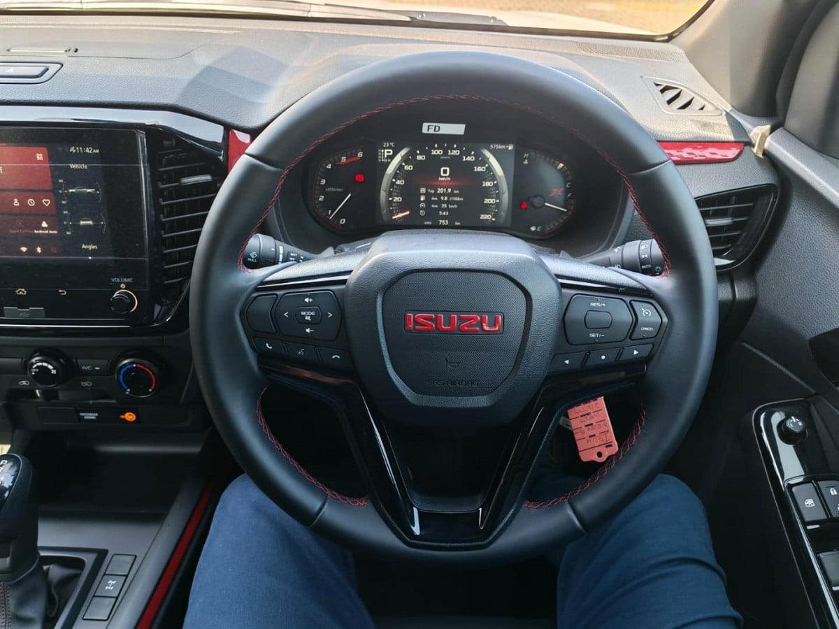 Photo 20 of 27