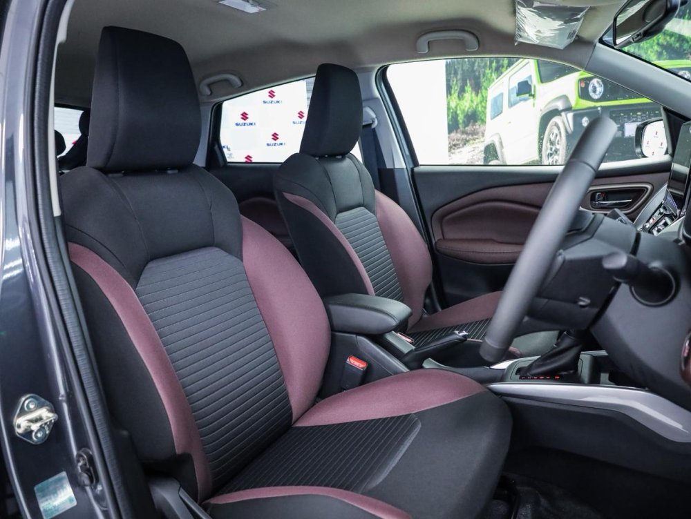 Photo 21 of 26