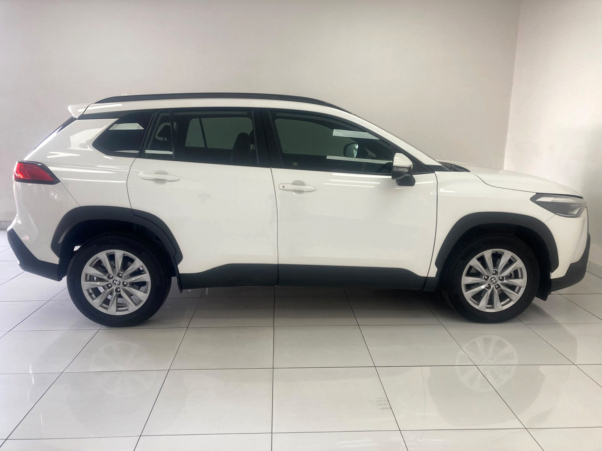 Photo 7 of 26