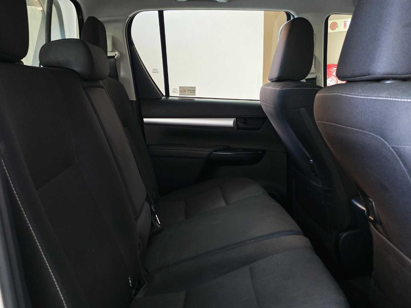 Photo 5 of 28
