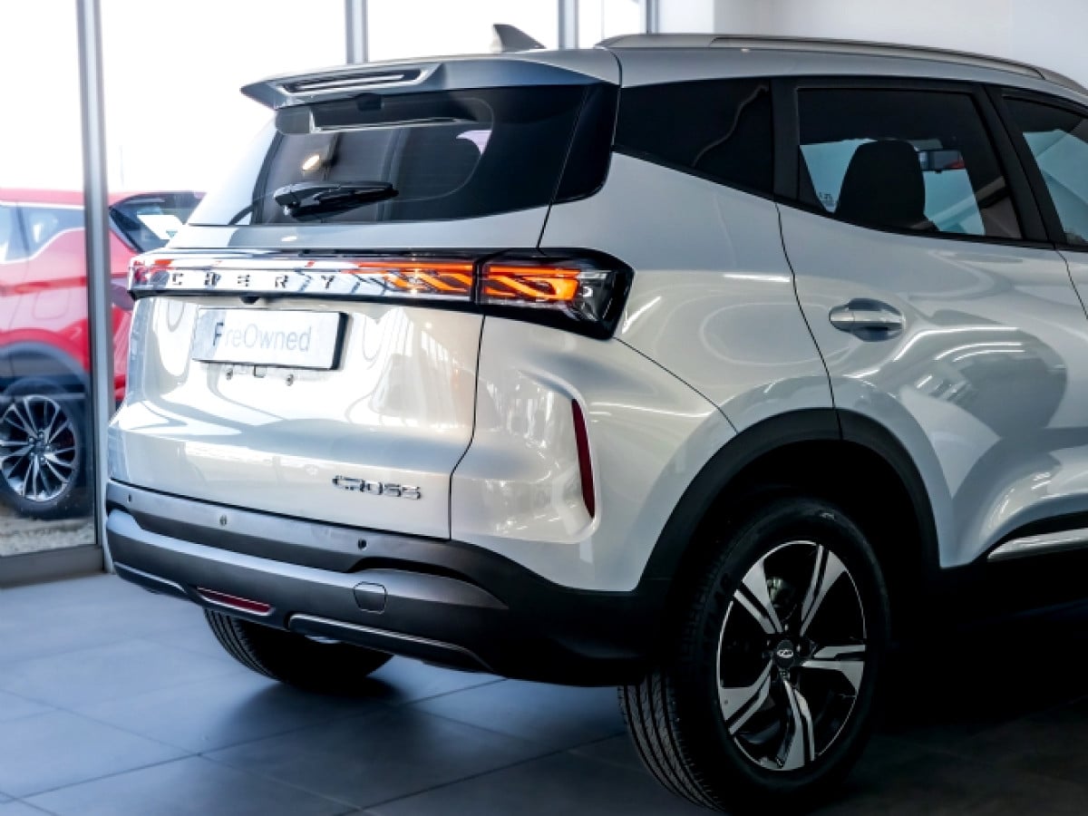 Photo 14 of 20
