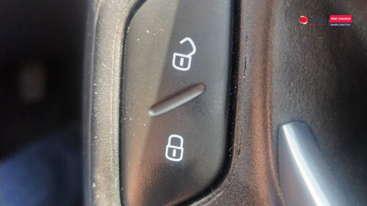 Photo 20 of 29