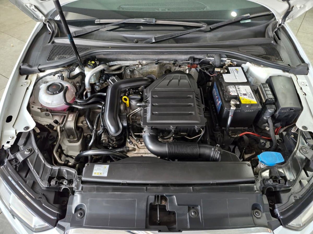 Photo 15 of 21