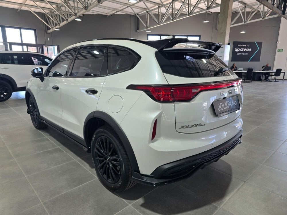 Photo 5 of 23