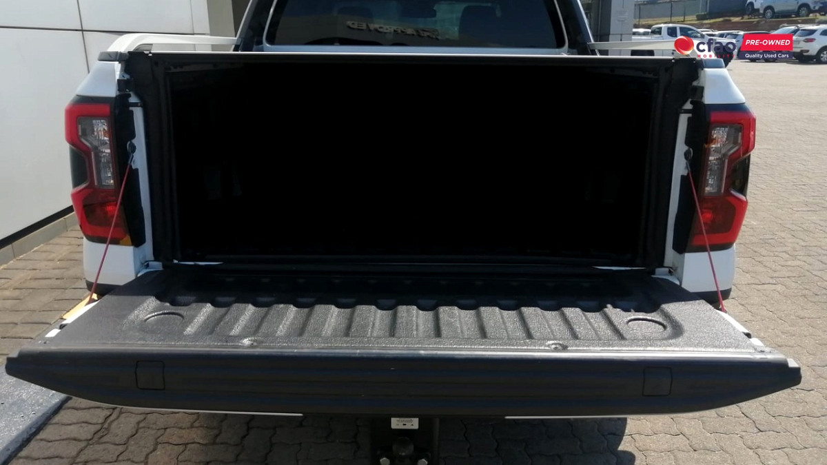 Photo 9 of 19