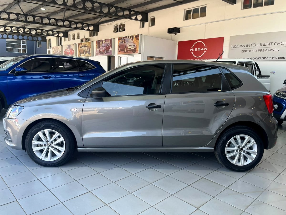 Photo 4 of 10