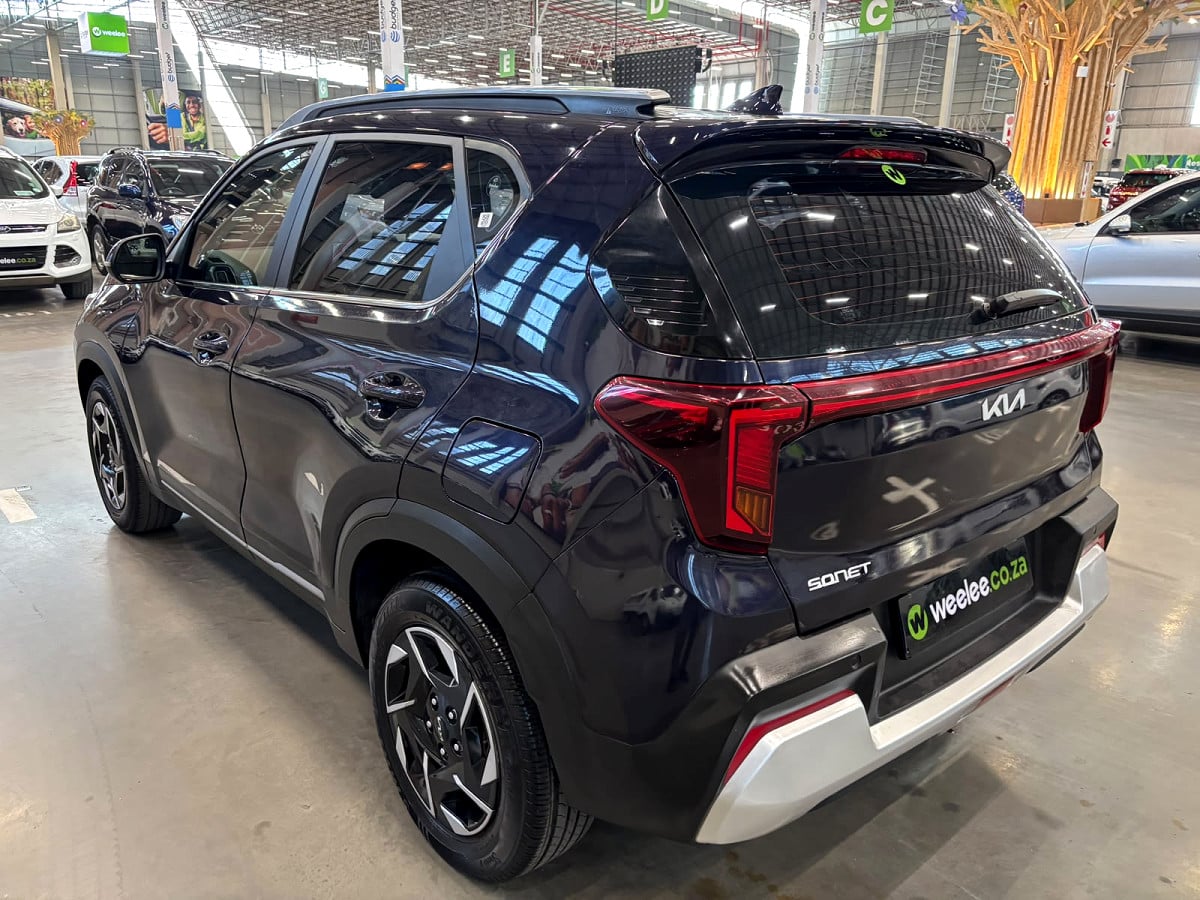 Photo 5 of 15