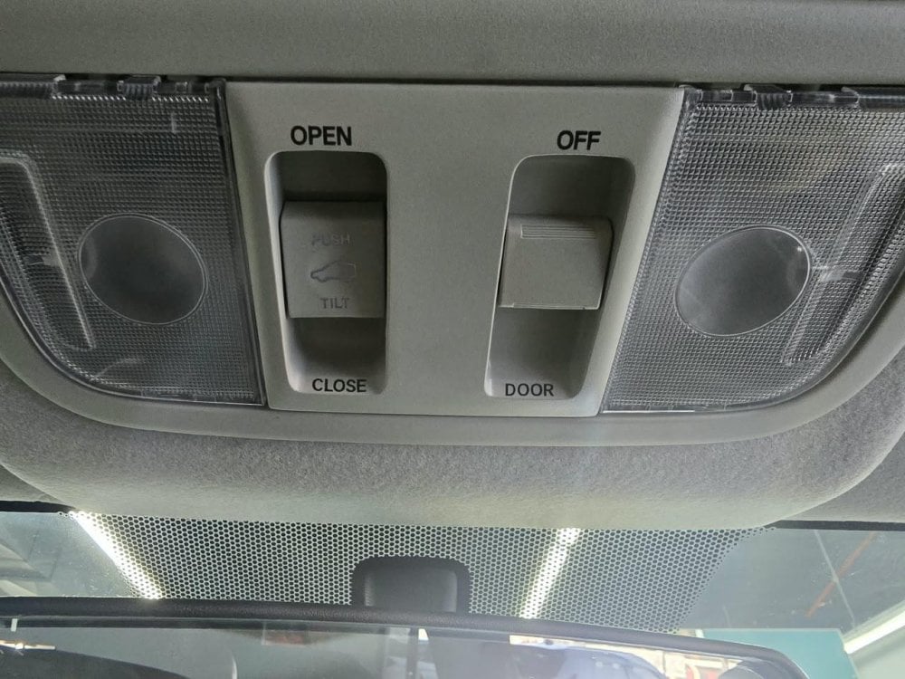 Photo 12 of 14