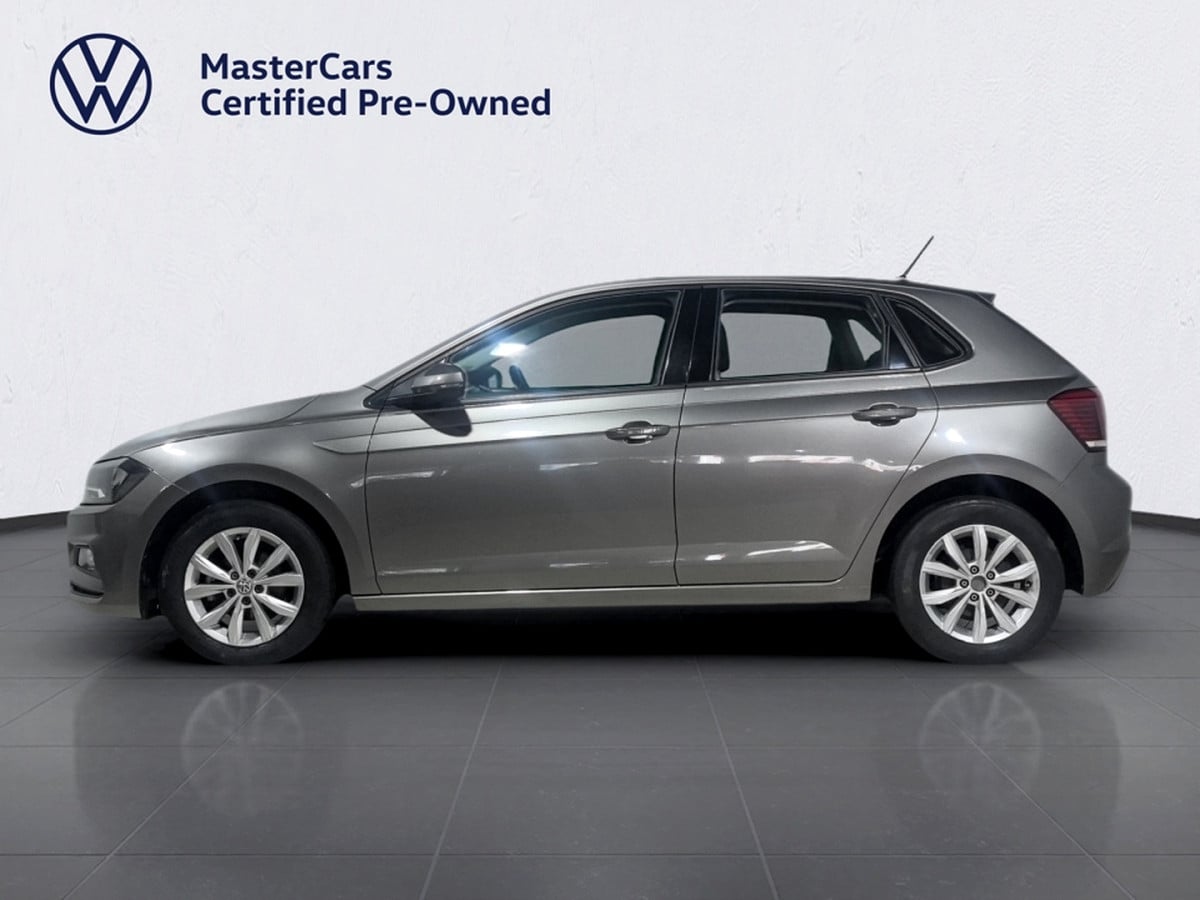 Photo 18 of 28
