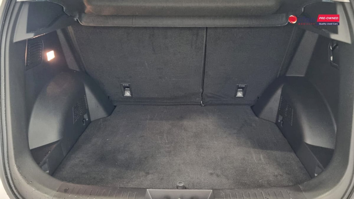 Photo 9 of 20