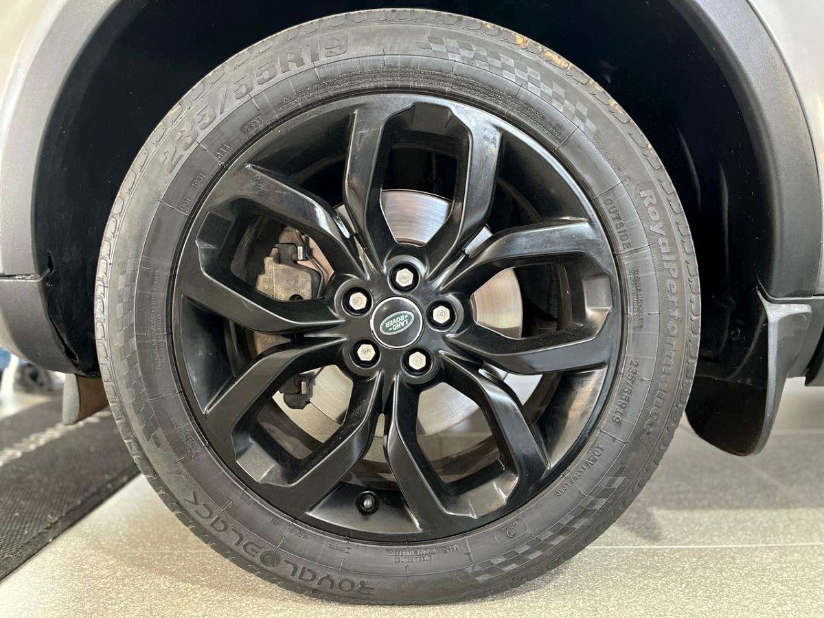 Photo 10 of 20