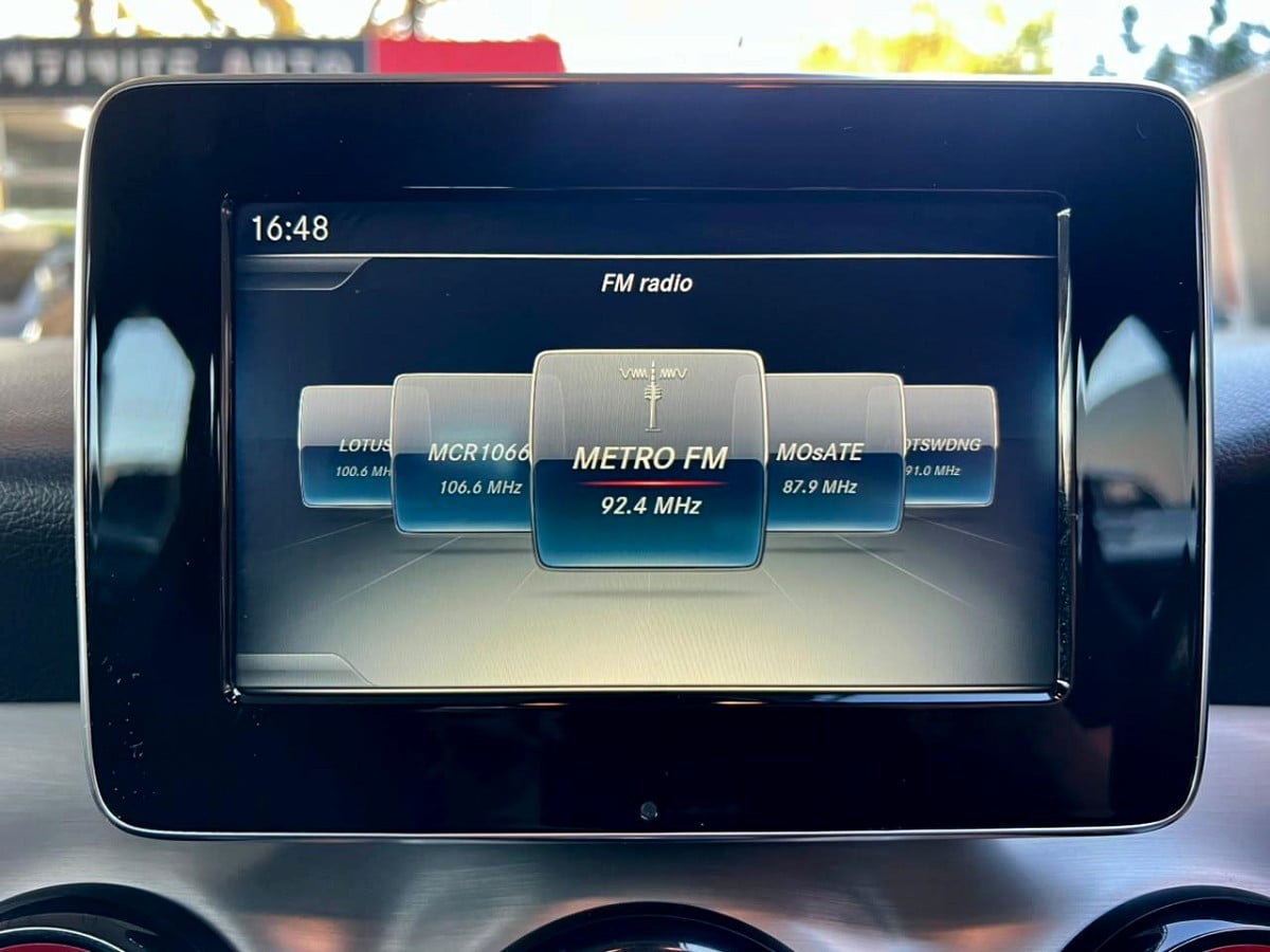 Photo 18 of 23