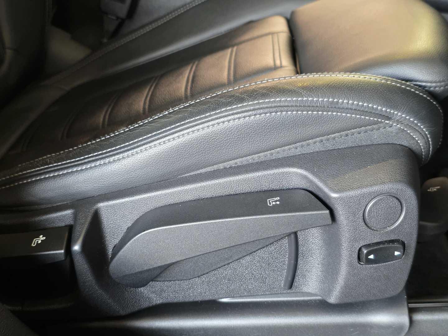 Photo 16 of 20