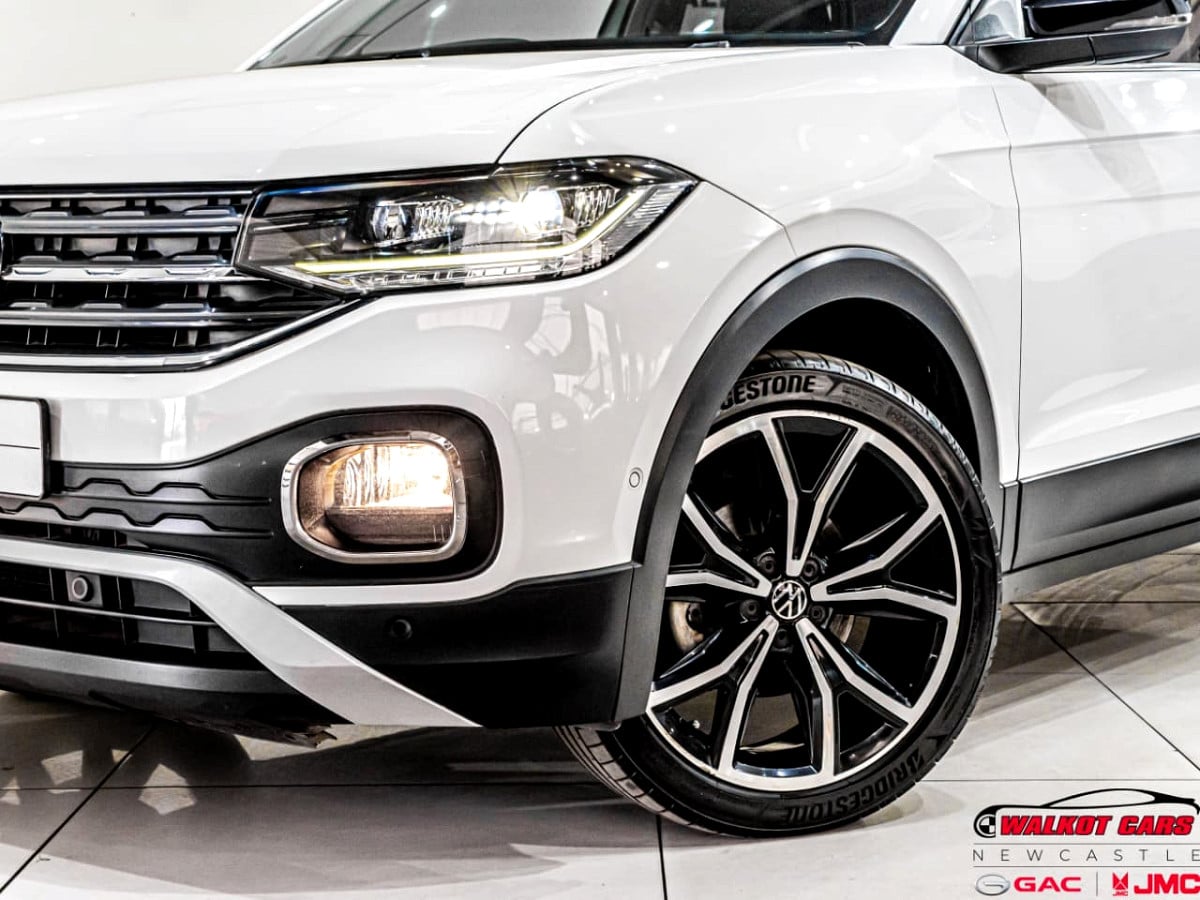 Photo 24 of 30