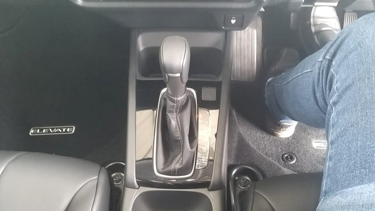 Photo 20 of 26