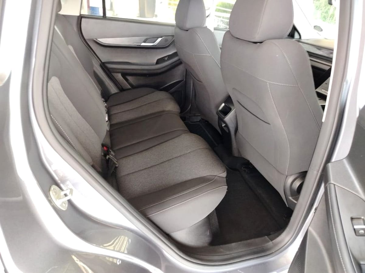 Photo 20 of 27