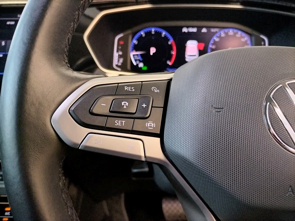 Photo 9 of 21