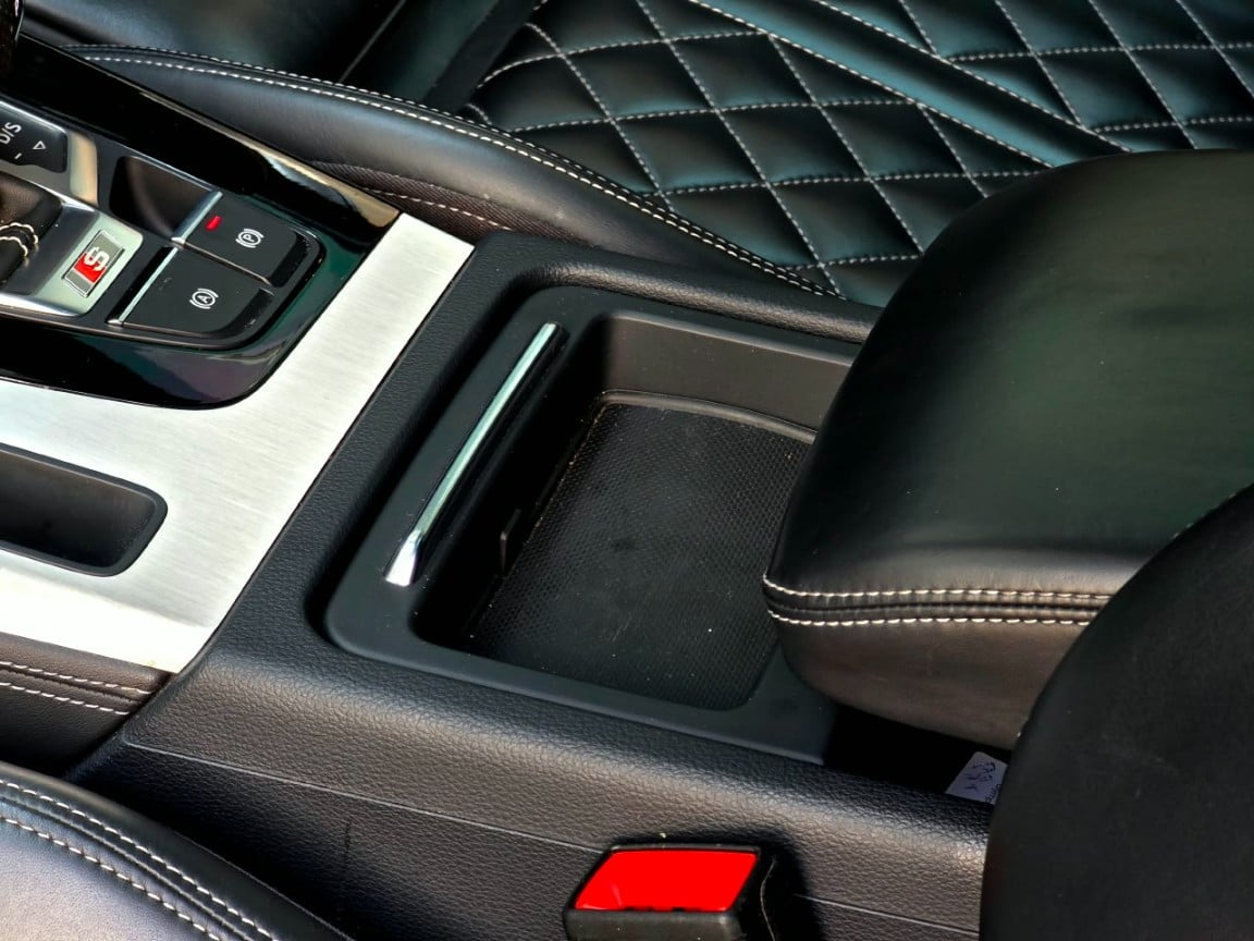 Photo 19 of 30