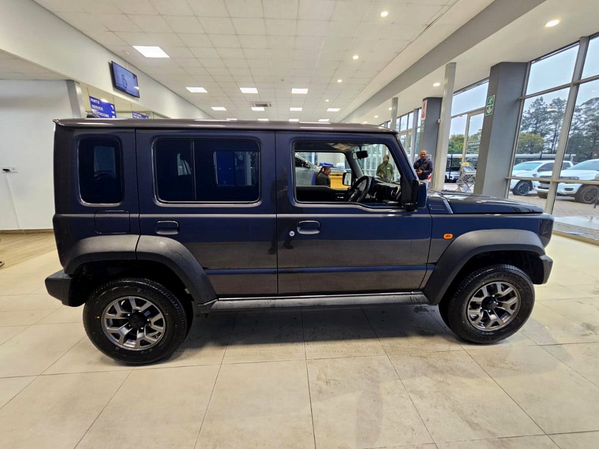 Photo 12 of 24