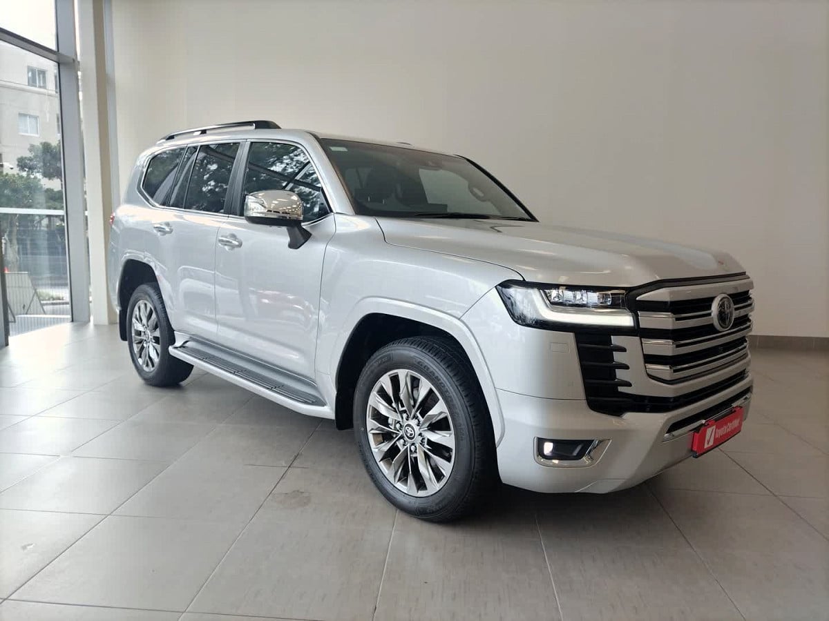 Photo 1 of 23