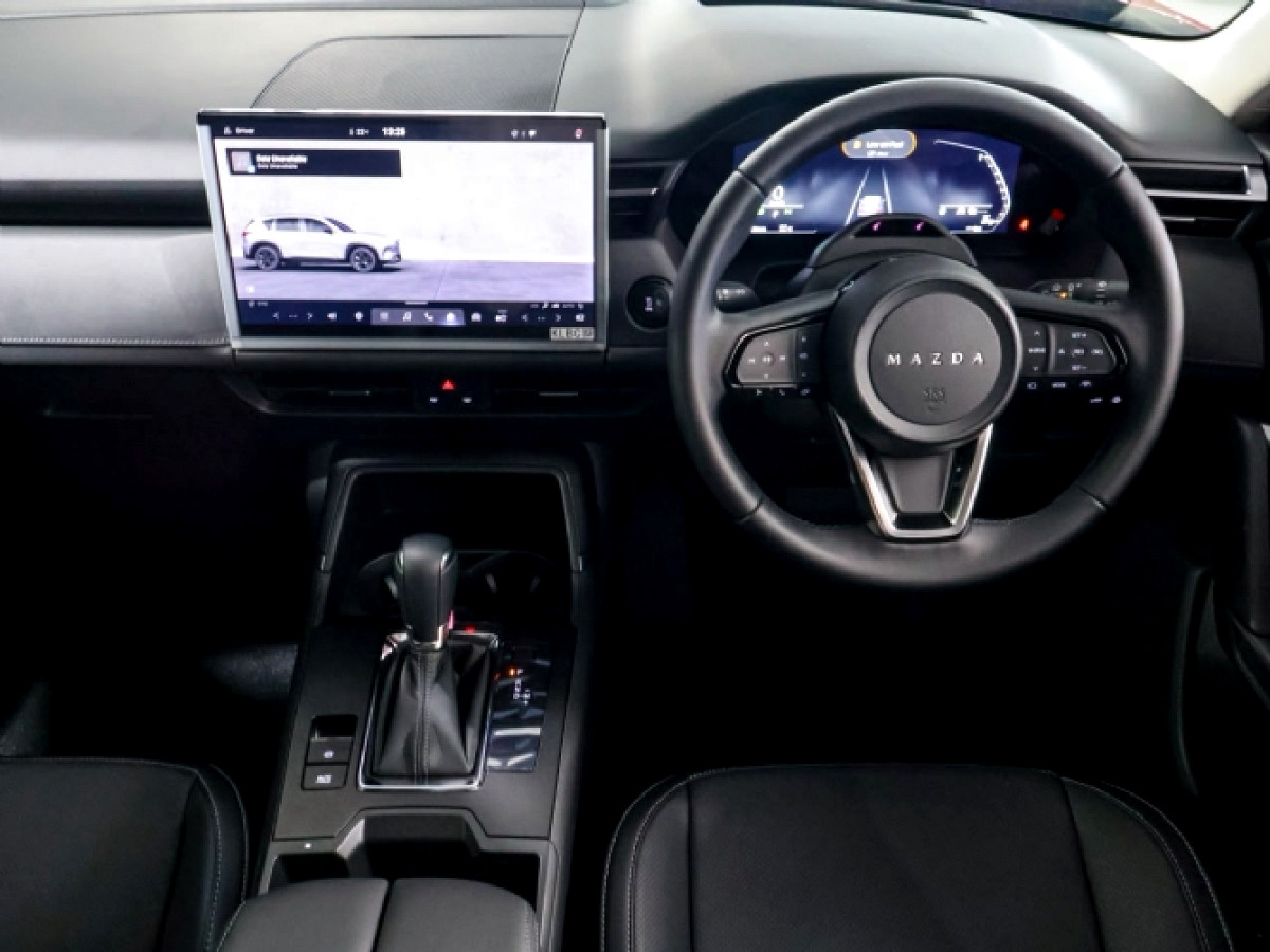 Photo 12 of 14