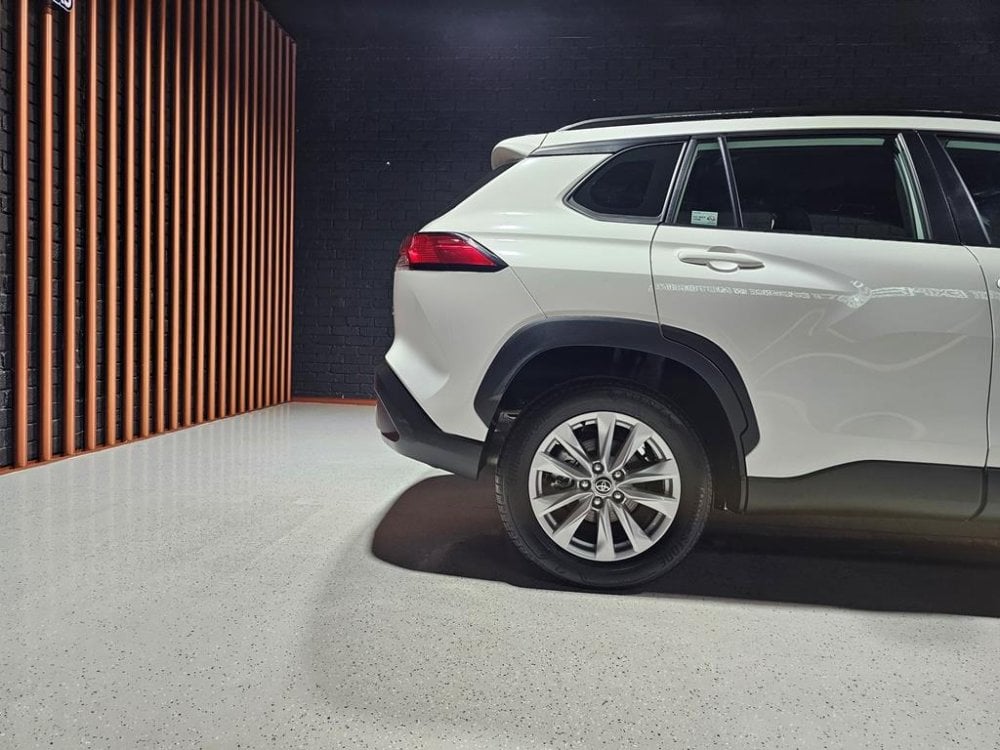 Photo 28 of 30