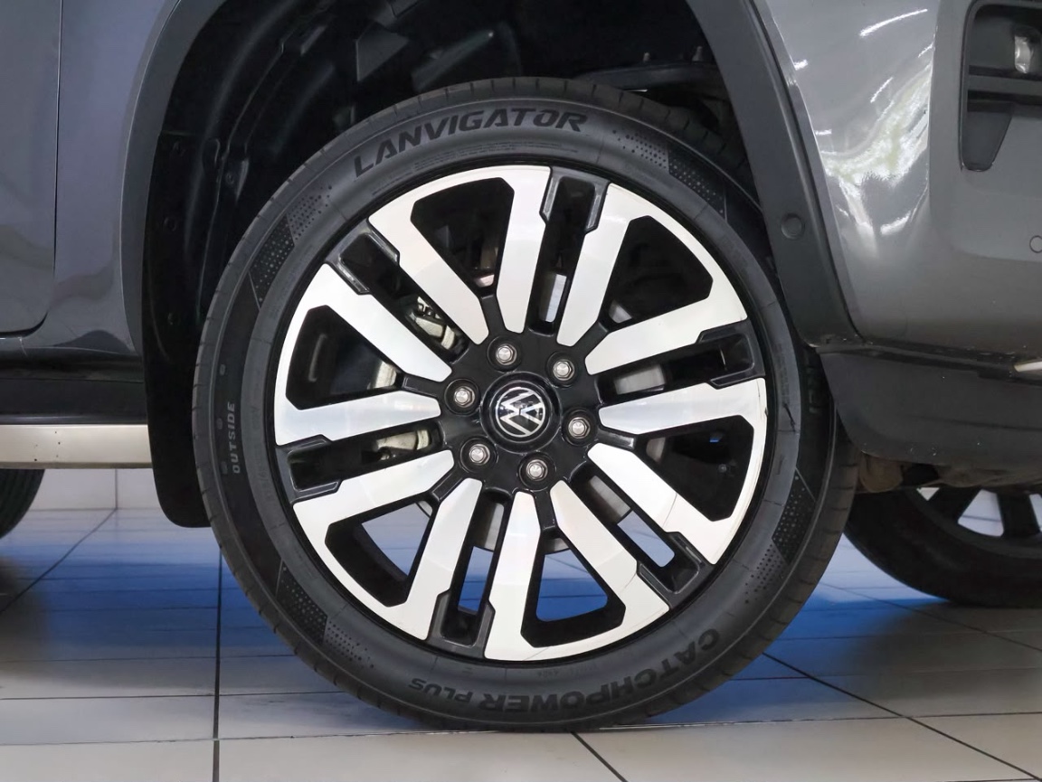 Photo 3 of 30