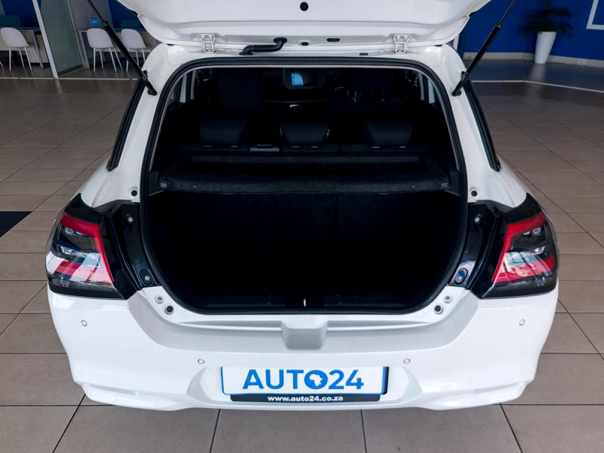 Photo 15 of 24