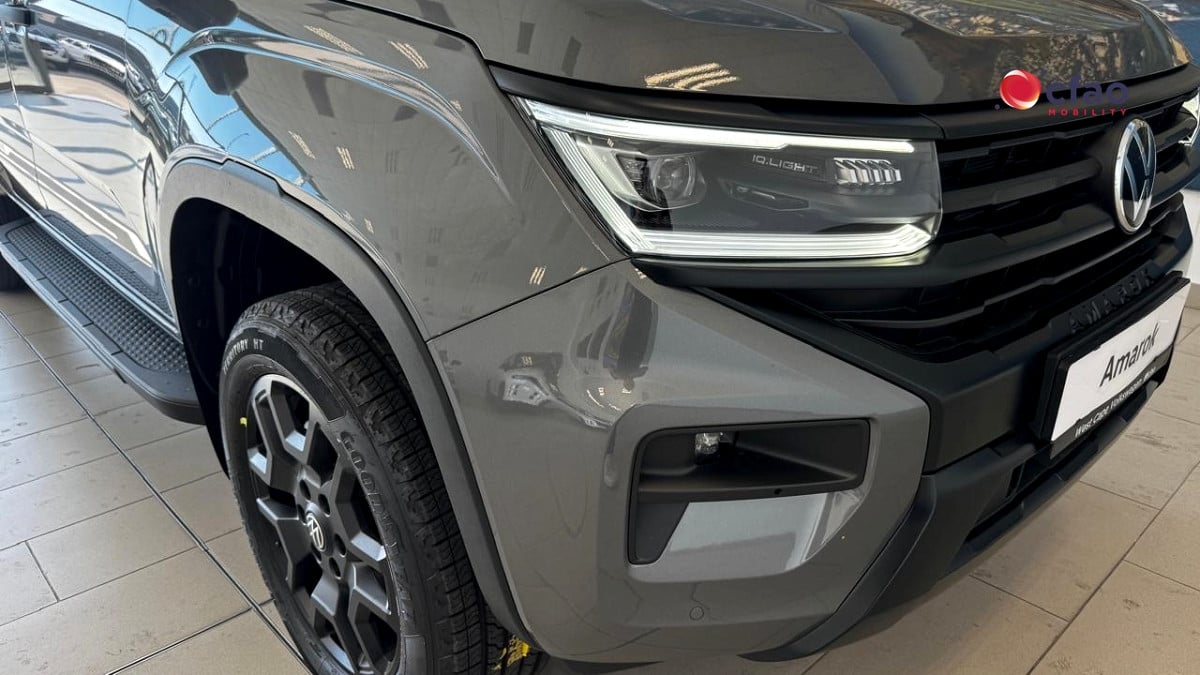 Photo 11 of 23
