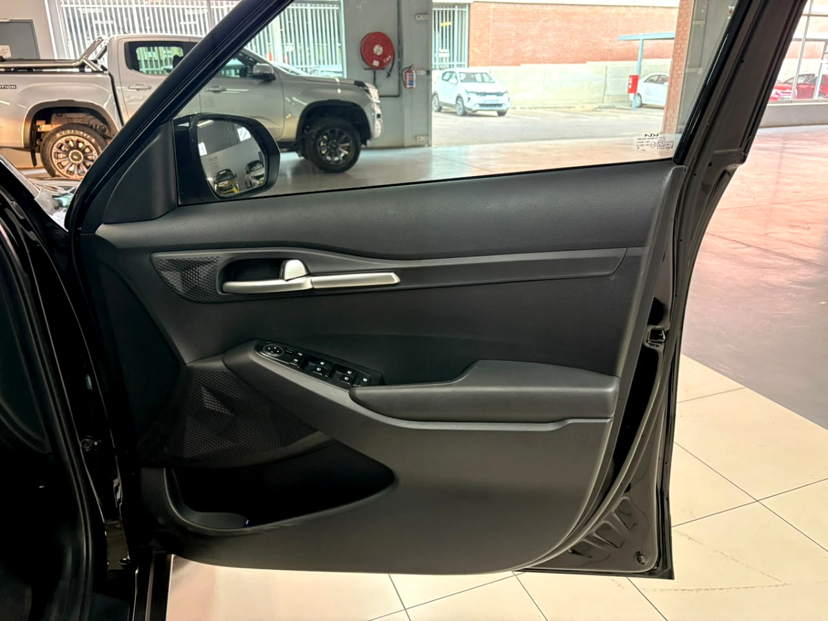 Photo 18 of 20