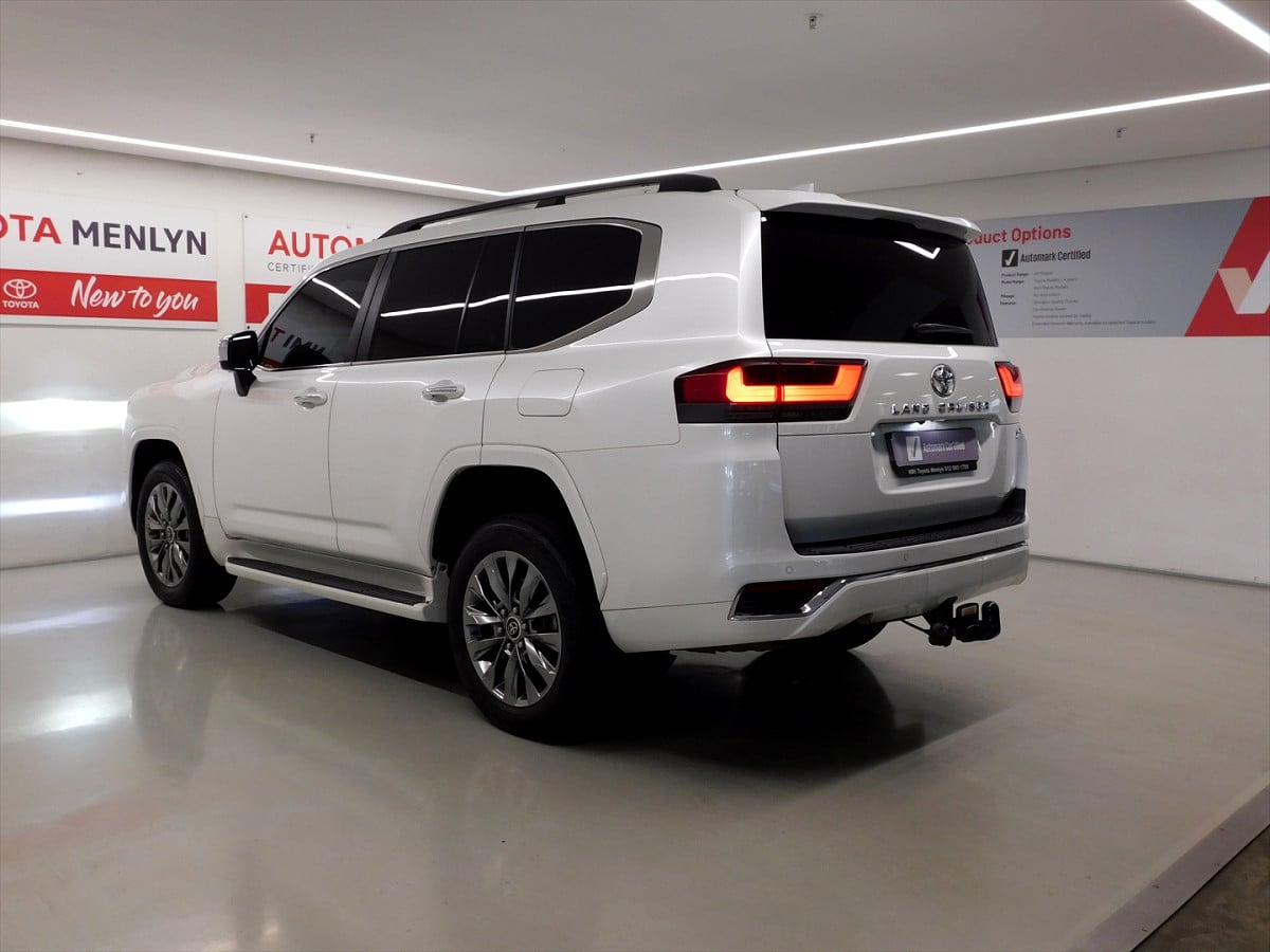 Photo 10 of 20
