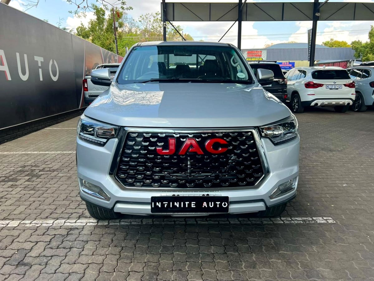 Photo 13 of 24