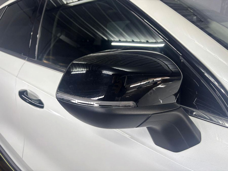 Photo 12 of 24
