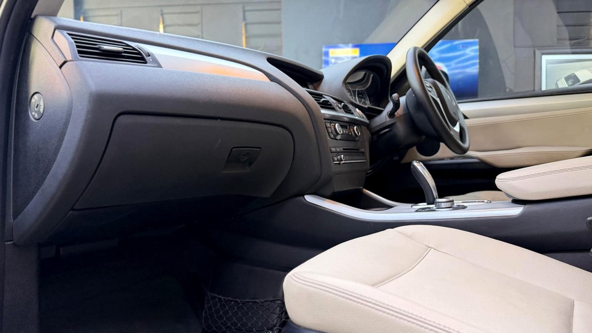 Photo 20 of 29
