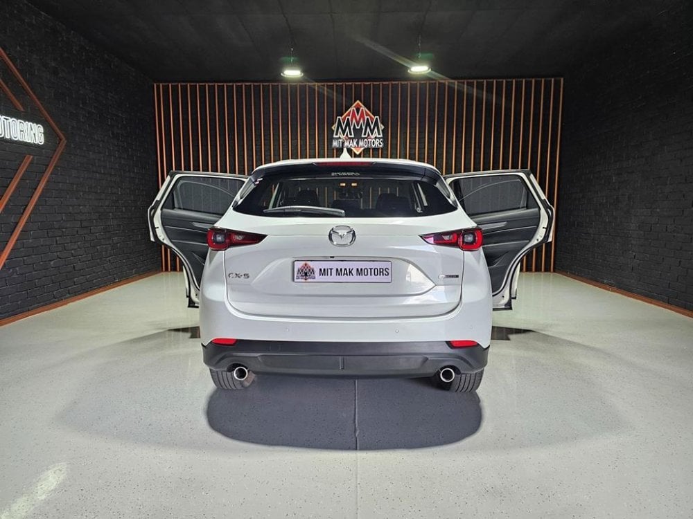 Photo 25 of 30