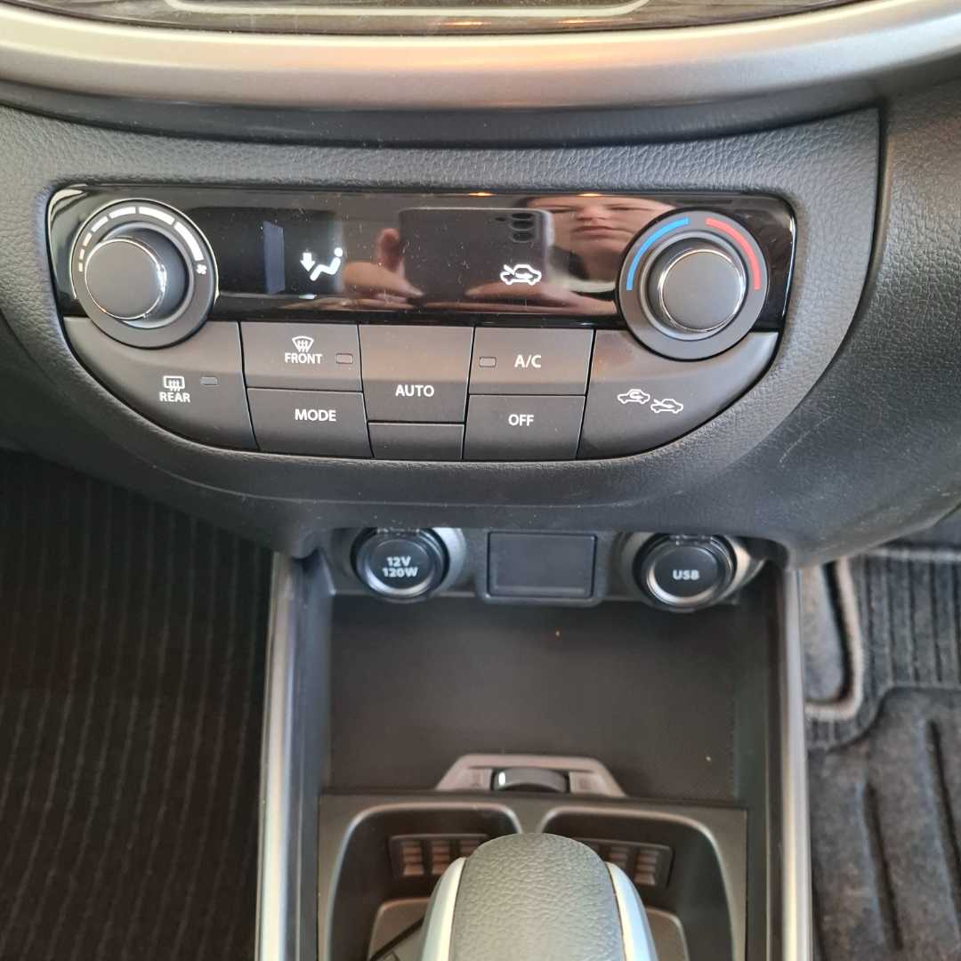 Photo 18 of 29