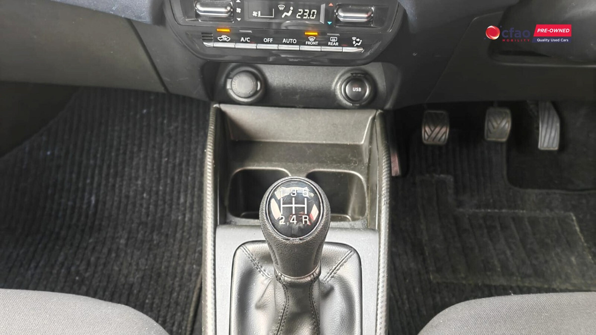 Photo 16 of 21