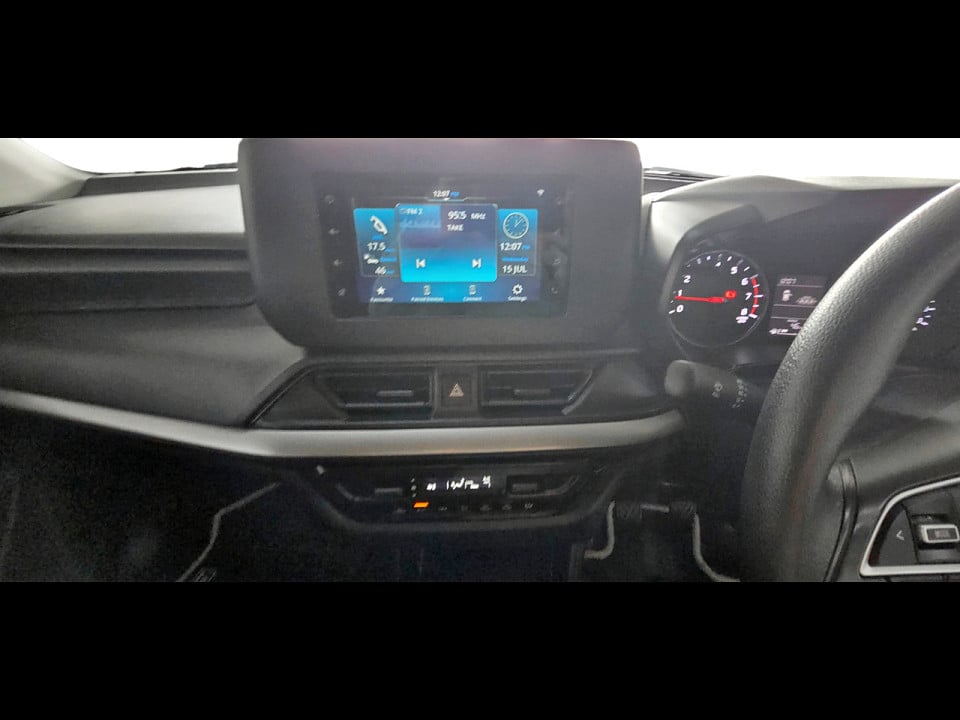 Photo 16 of 24