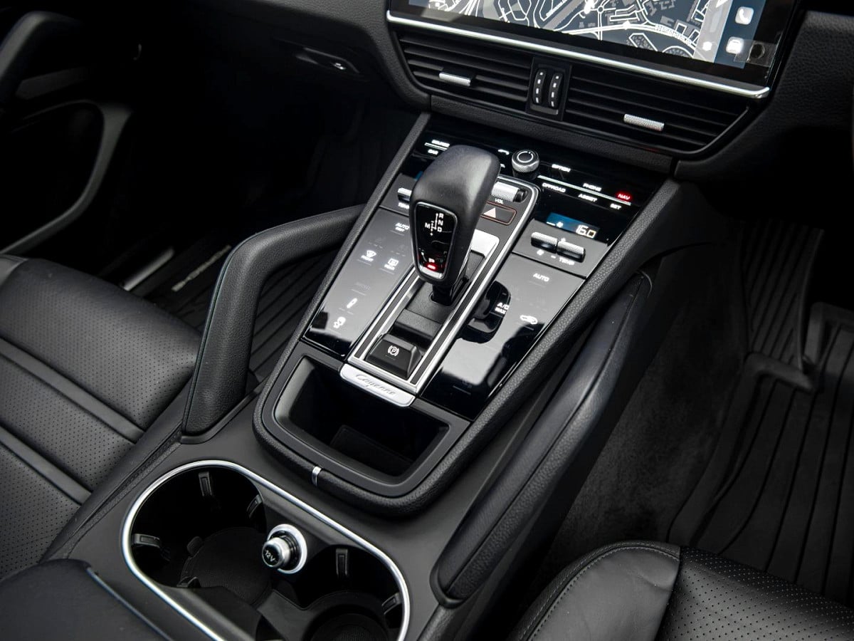 Photo 25 of 30