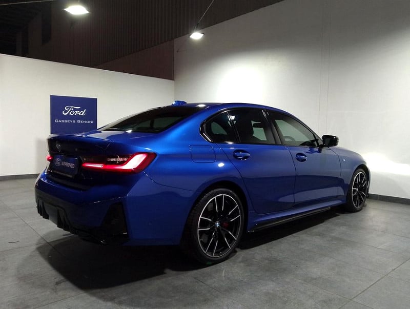 Photo 28 of 30