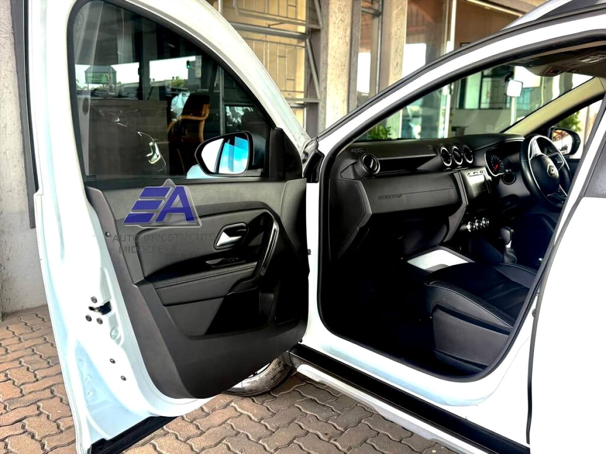 Photo 5 of 10