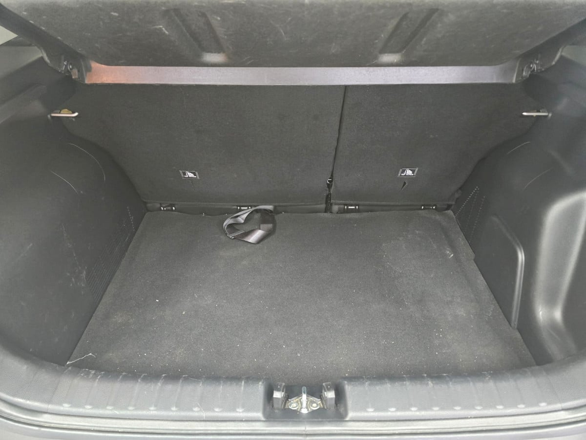 Photo 16 of 20