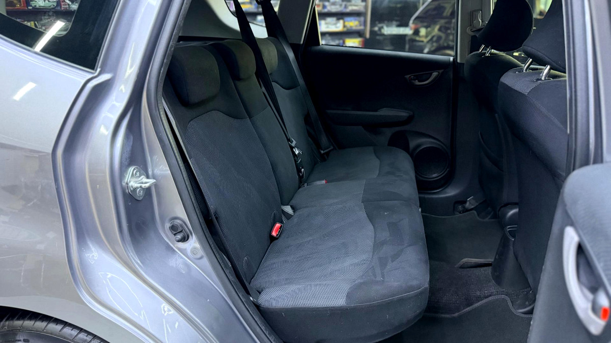 Photo 24 of 28
