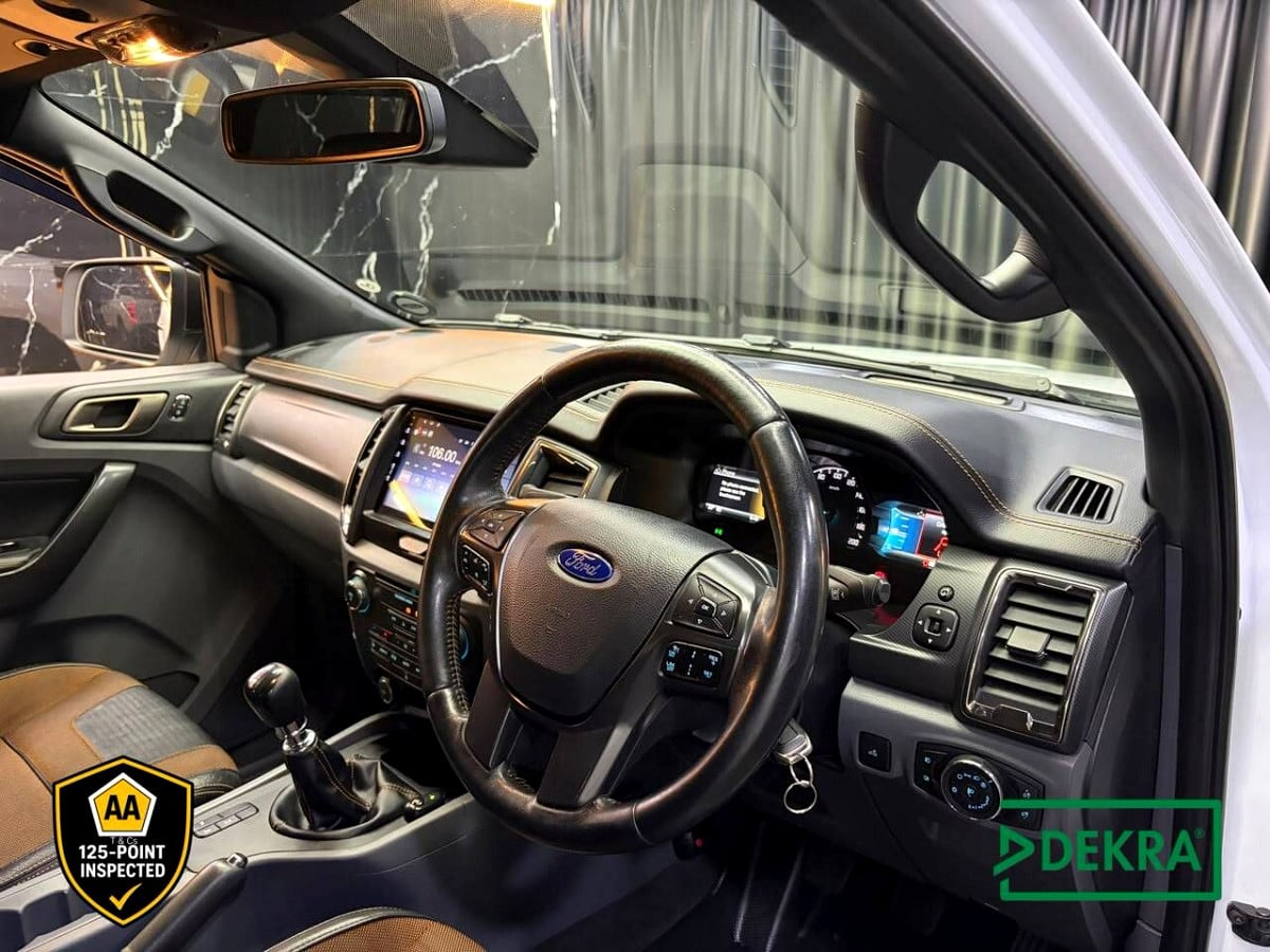 Photo 9 of 18