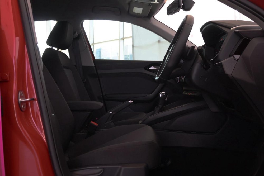 Photo 21 of 27