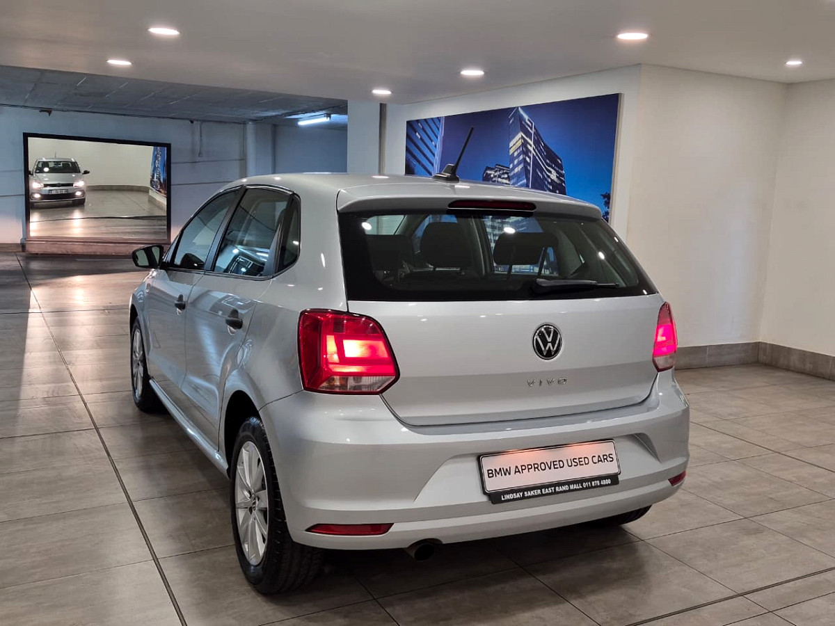 Photo 8 of 9