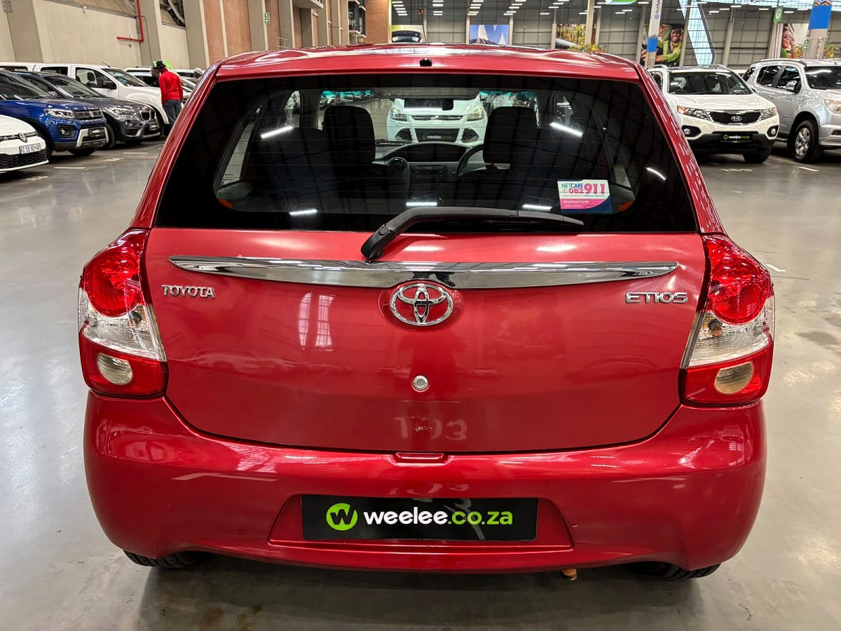 Photo 4 of 17