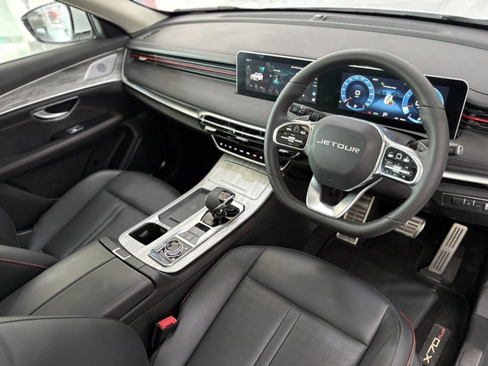 Photo 3 of 24